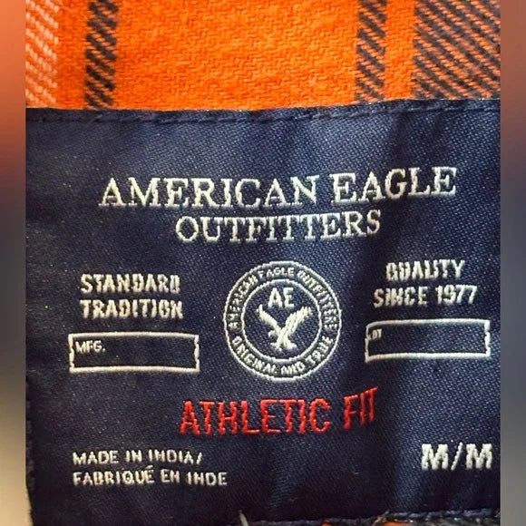 American Eagle Outfitters Orange Plaid Flannel Button Up Shirt, Size Medium EUC