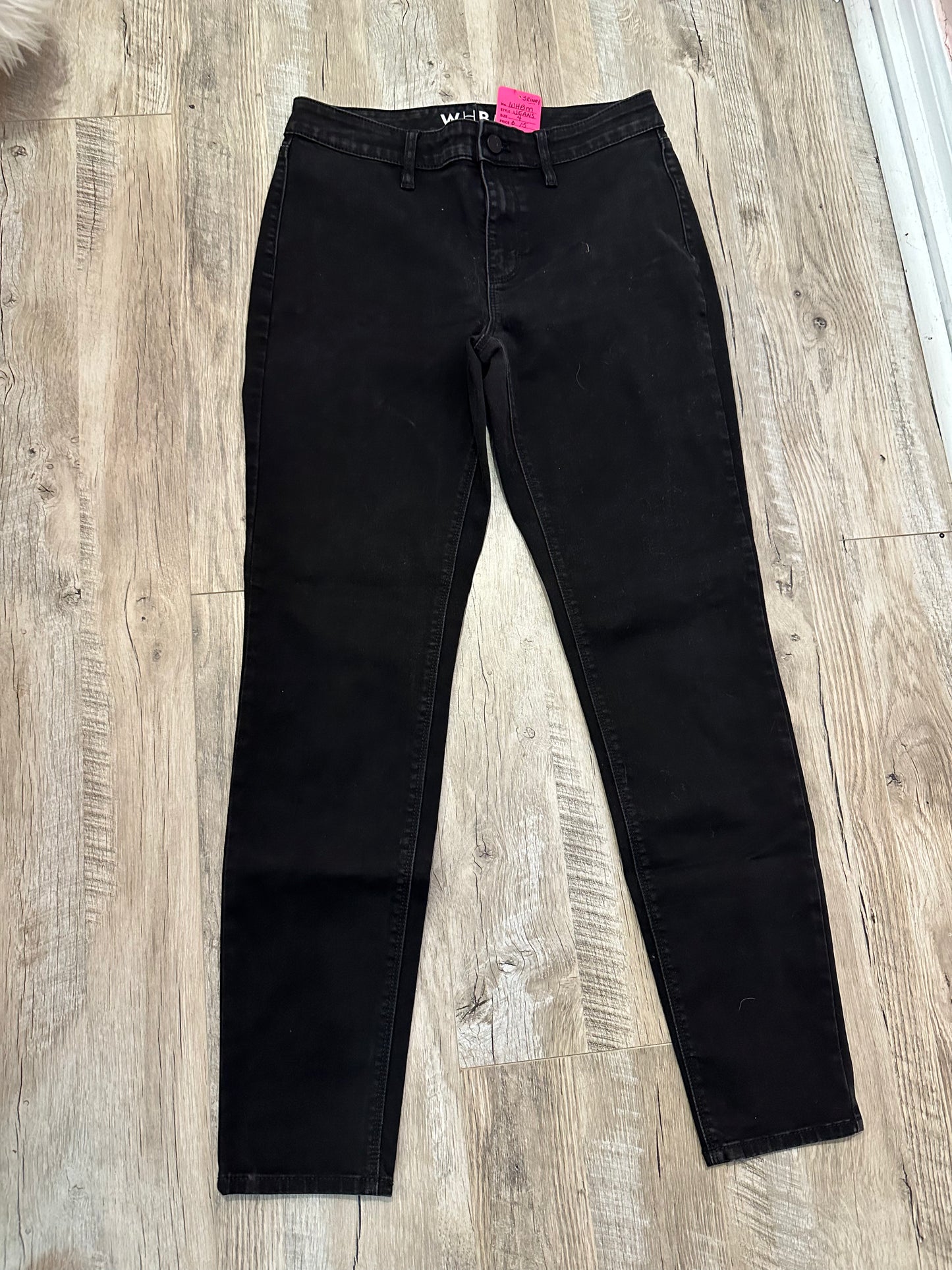 WHITE HOUSE BLACK MARKET Blue Denim Jeans. Straight Leg  Size 4 EUC
