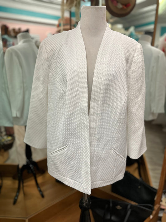 Investments II White Blazer in 16