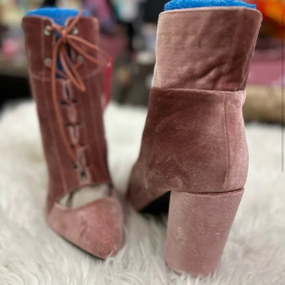 NEW Qupid Women Size 11 Pink Velvet Pointy Toe Lace Up Chunky Heel Bootie