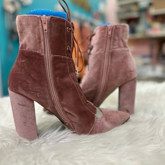 NEW Qupid Women Size 11 Pink Velvet Pointy Toe Lace Up Chunky Heel Bootie