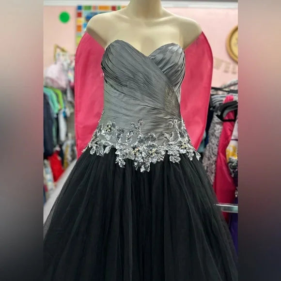 Night Moves Women 6 Black Silver Sweetheart Ball Gown Tulle Dresses Prom Dress