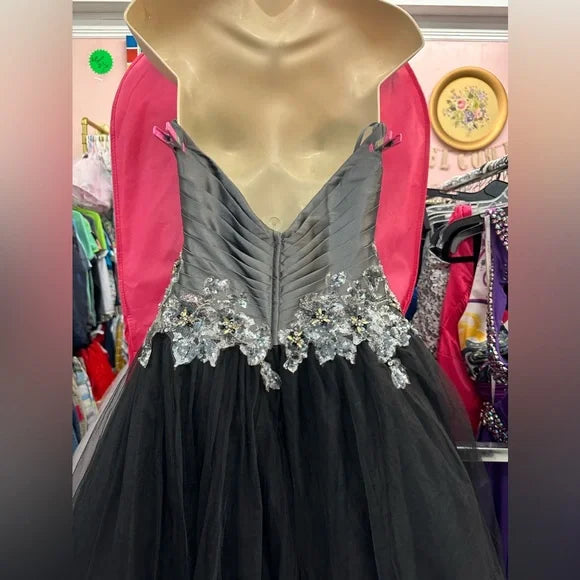 Night Moves Women 6 Black Silver Sweetheart Ball Gown Tulle Dresses Prom Dress