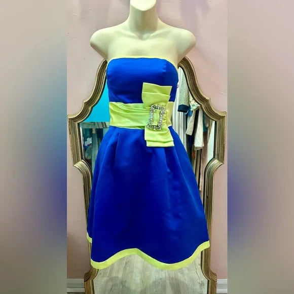 Hanna S Size 4. Blue & Lime Green Strapless Semi Formal Dress